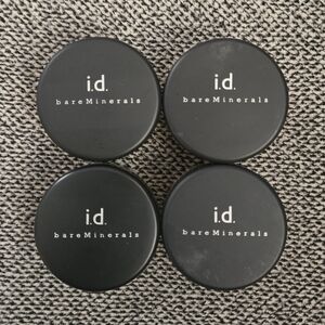 i.d. bareMinerals Foundation Fairly Light New